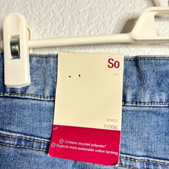 So Front Slit Denim Frayed Bottom Hem Distressed Midi Skirt Blue 11/30W - Picture 8 of 9